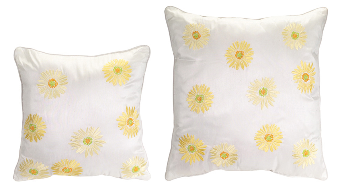 Embroidered Daisy Pillows (Set of 2)