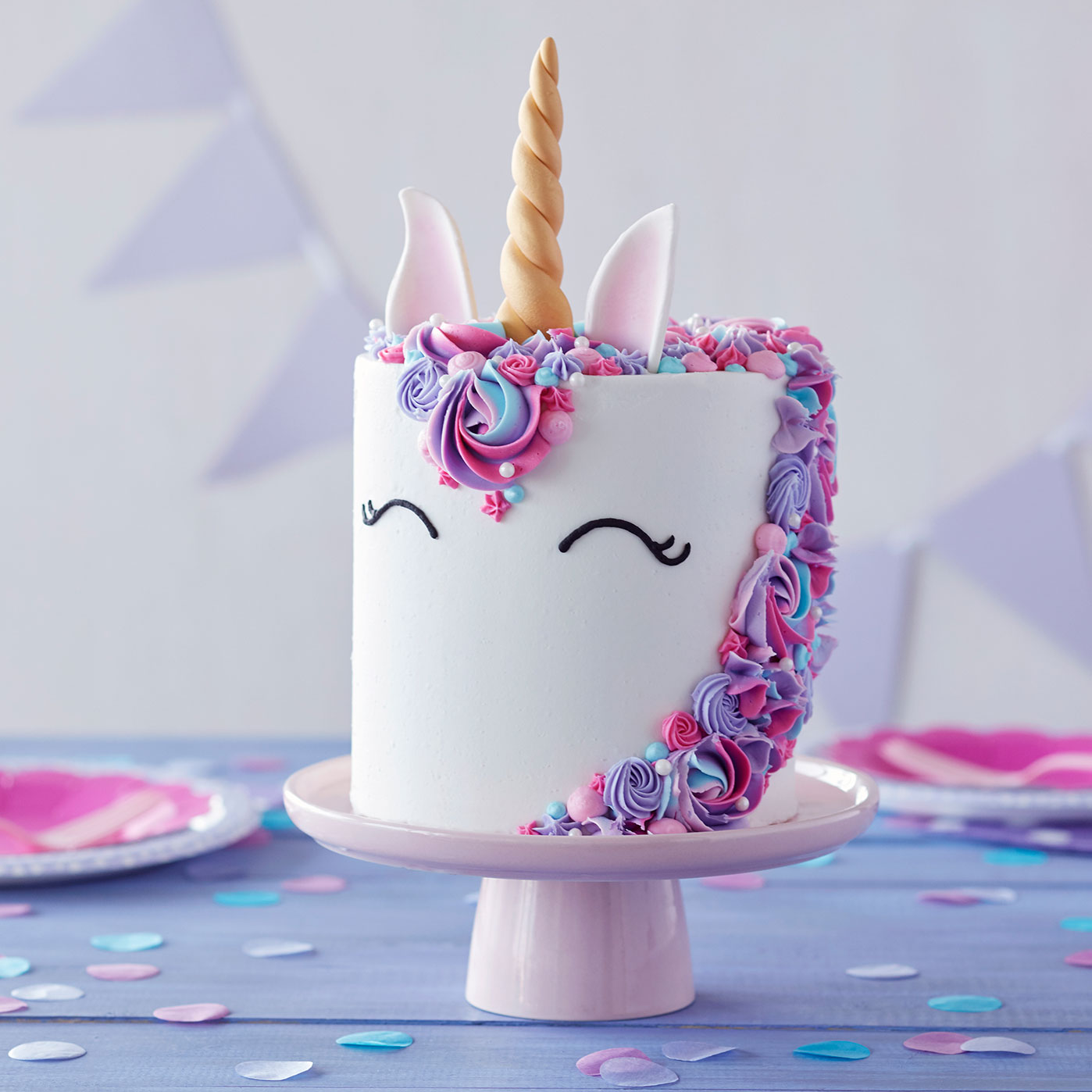Wilton® Unicorn Cake Wilton® Unicorn Cake